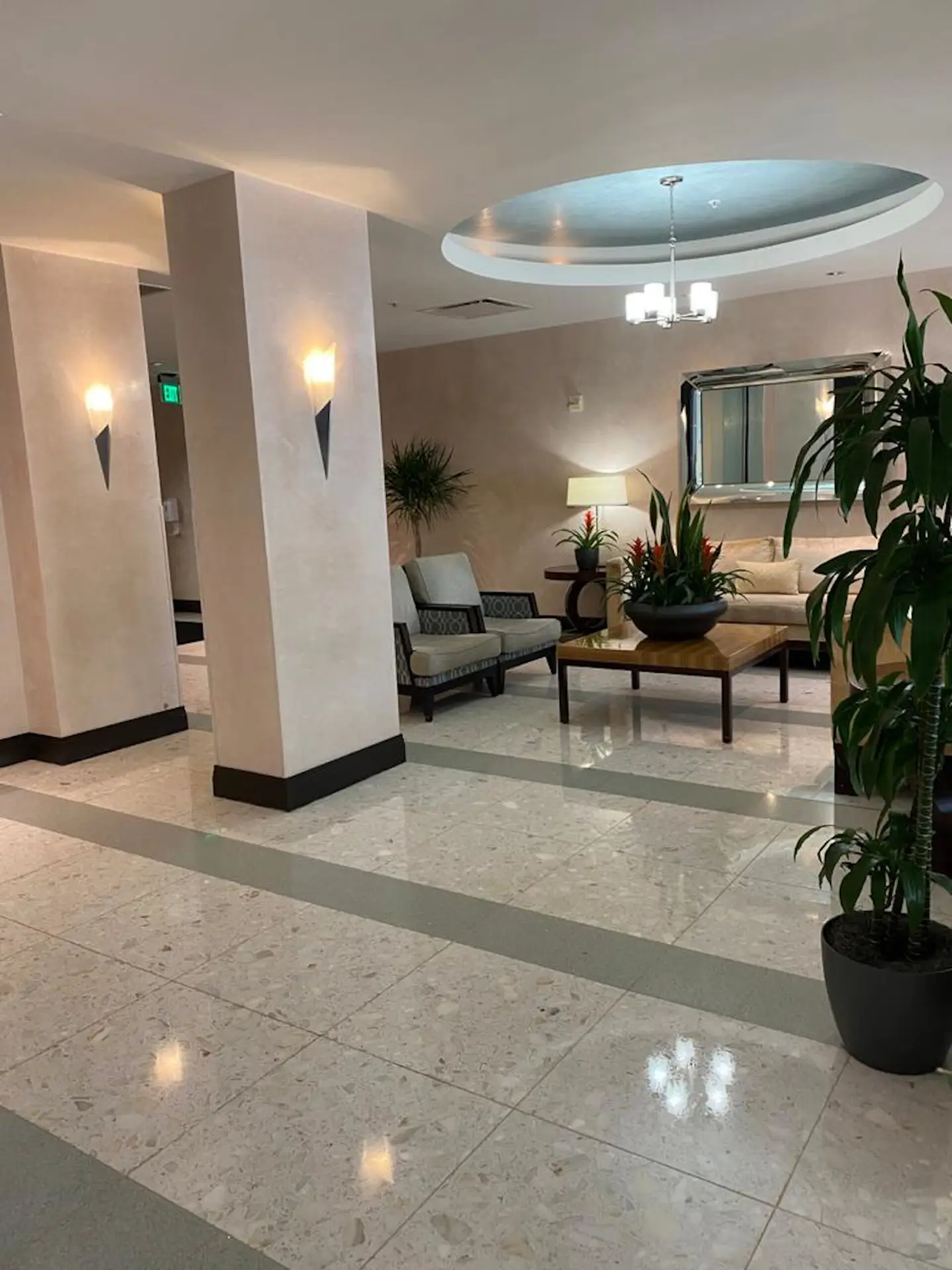 Tides Resort Hollywood Lobby - Cielo Verblijven
