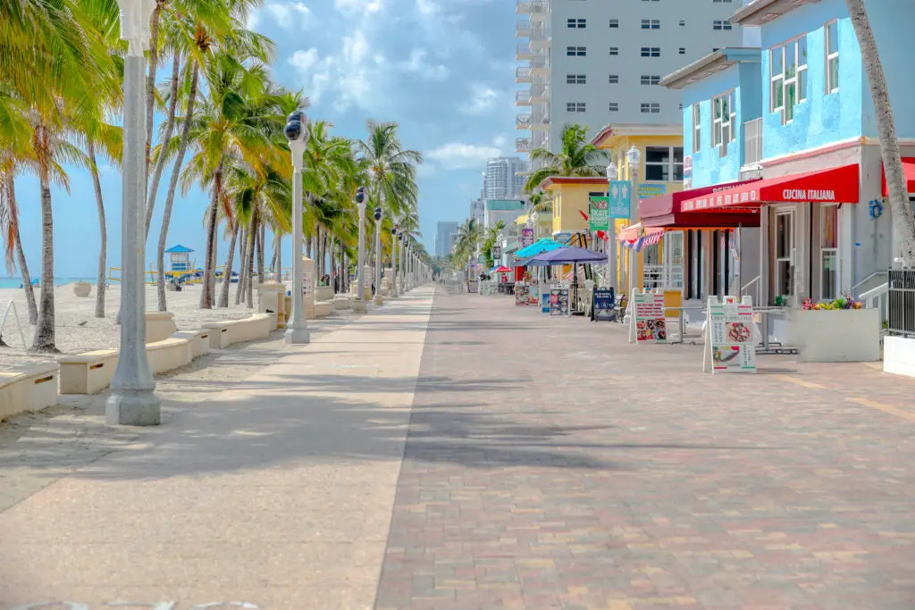 Erkundung der Hollywood Boardwalk Restaurants in Ft. Lauderdale, Florida