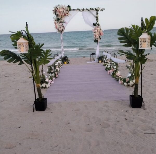 New Beginnings Beach Wedding - Imagem 3