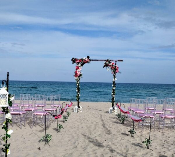 New Beginnings Beach Wedding - Imagem 2