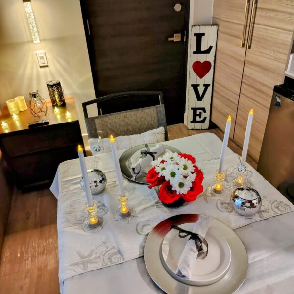 Make Your Stay a Romantic Getaway - Imagem 6