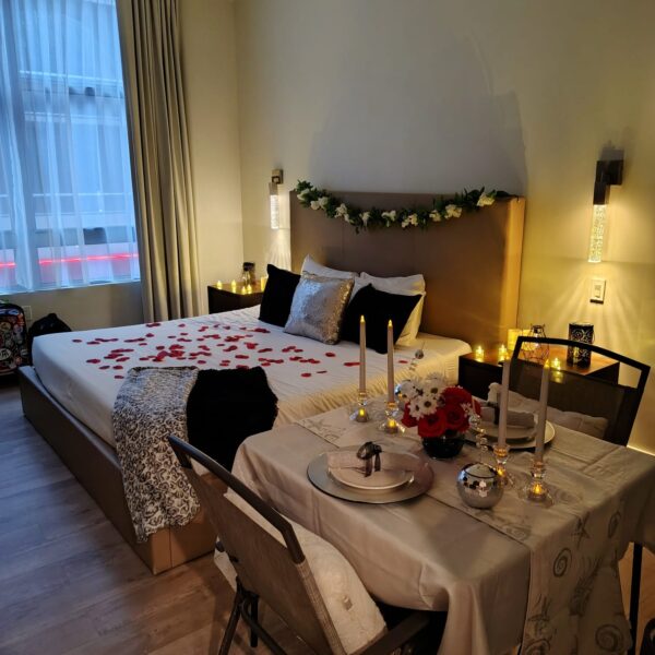 Make Your Stay a Romantic Getaway - Imagem 2